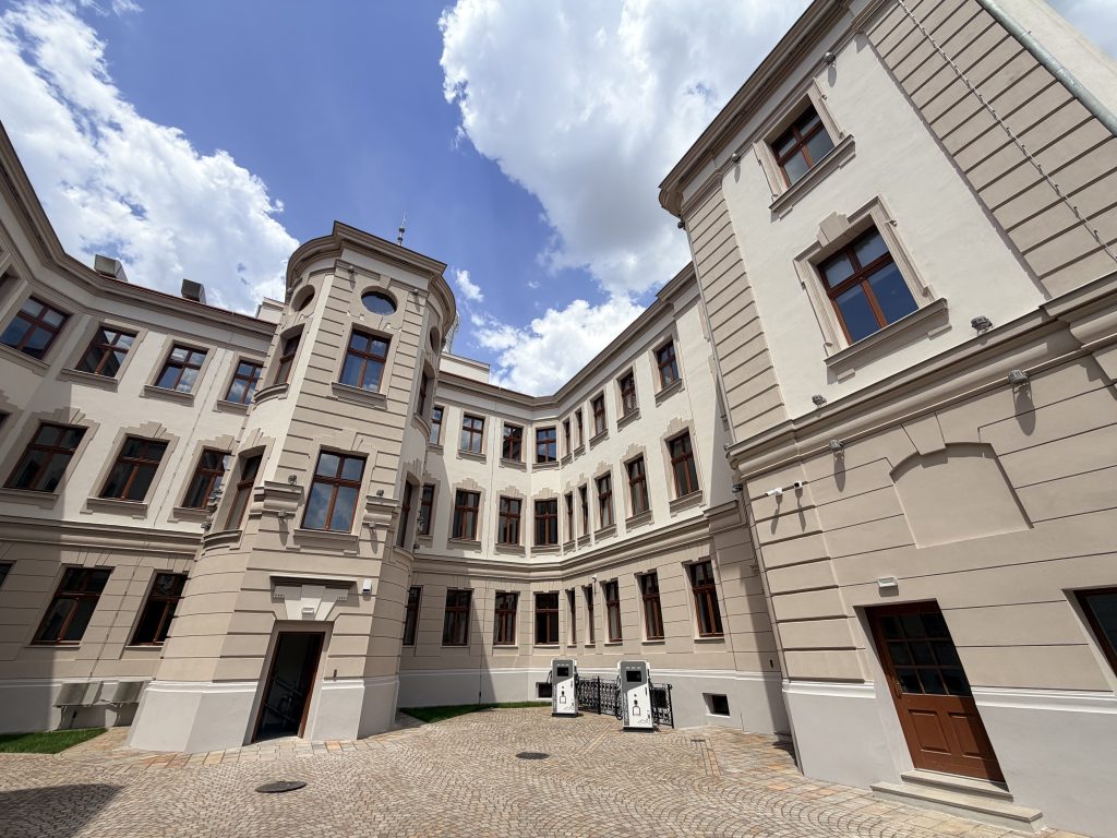 statii de încărcare rapida NITA la consiliul Judetean Bihor